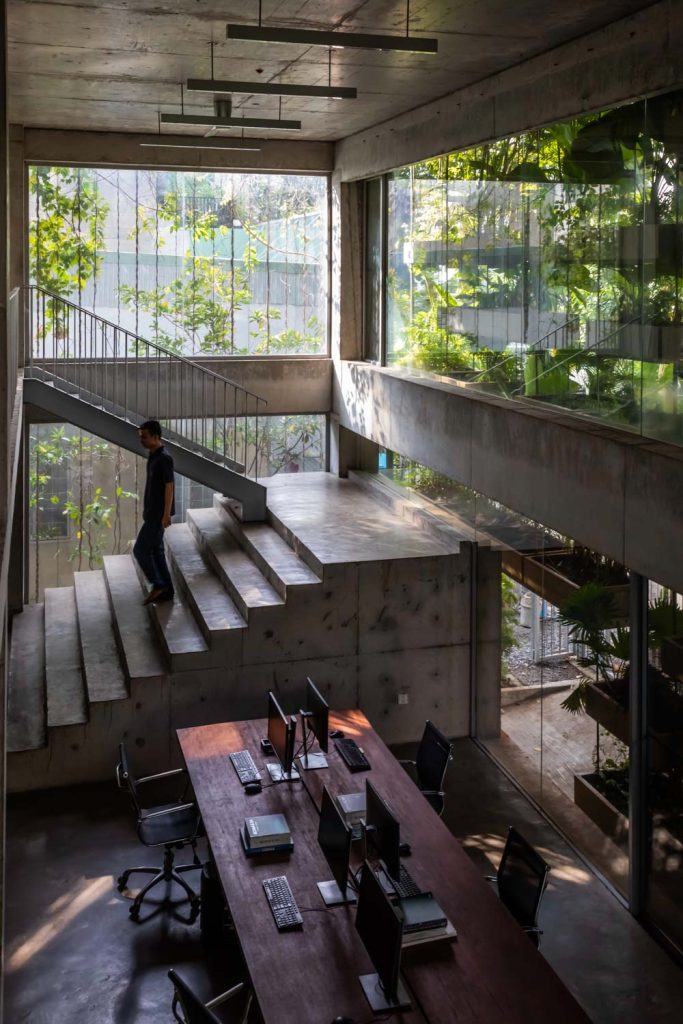 Urban Farming Office: More Than A ‘vertical Garden’