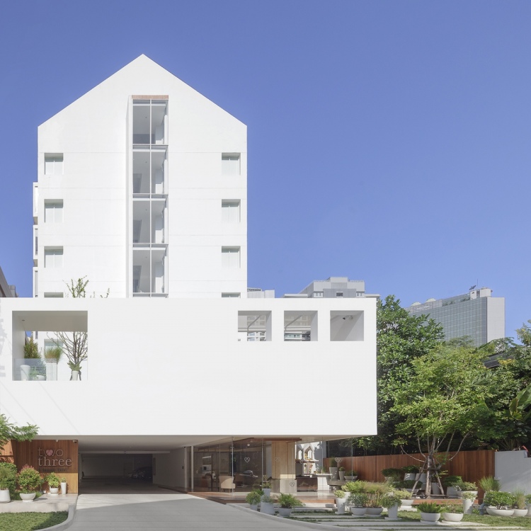 12.Two-Three-Hotel_1