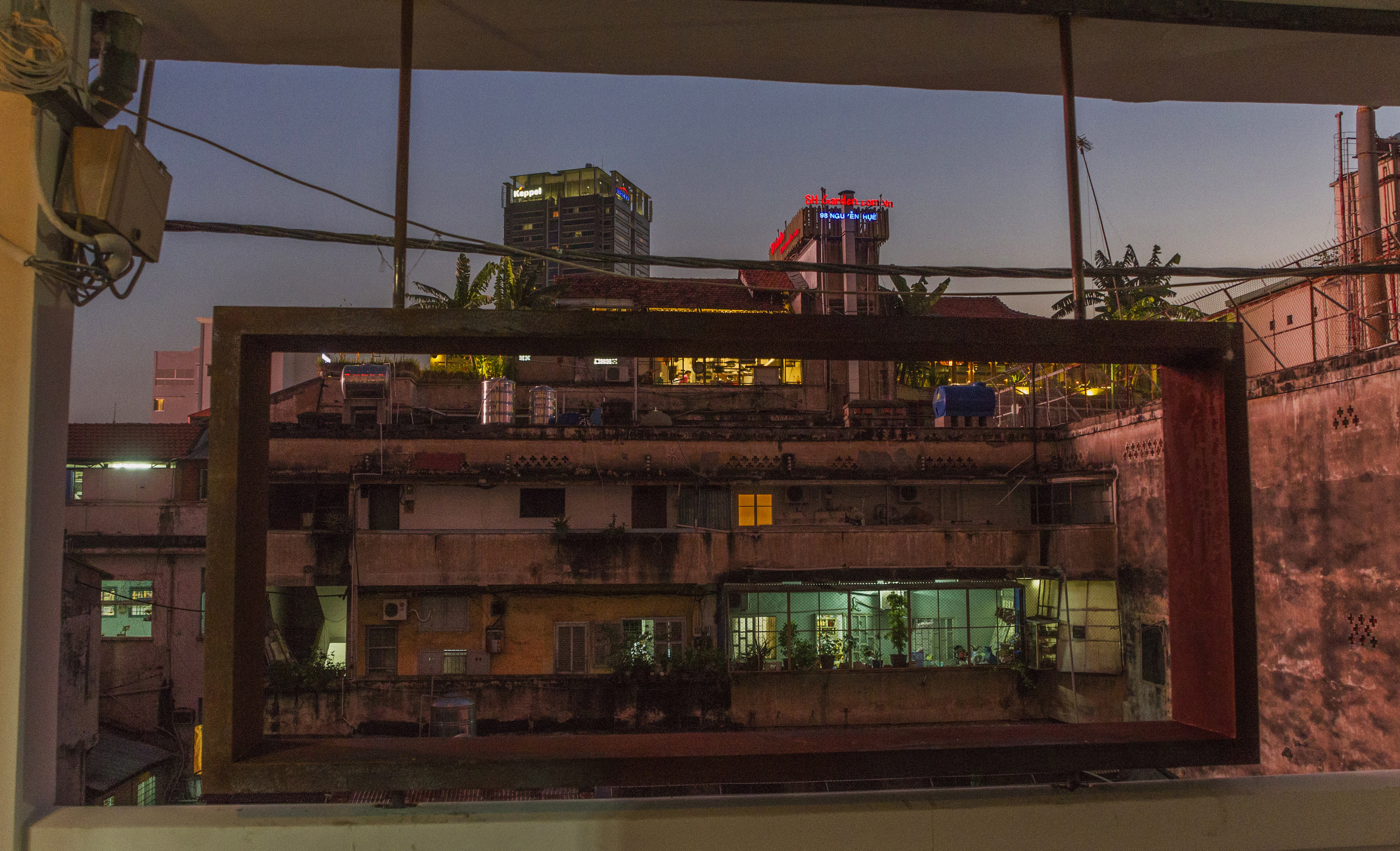 Galerie Quynh Courtyard View, Image © Archie Pizzini