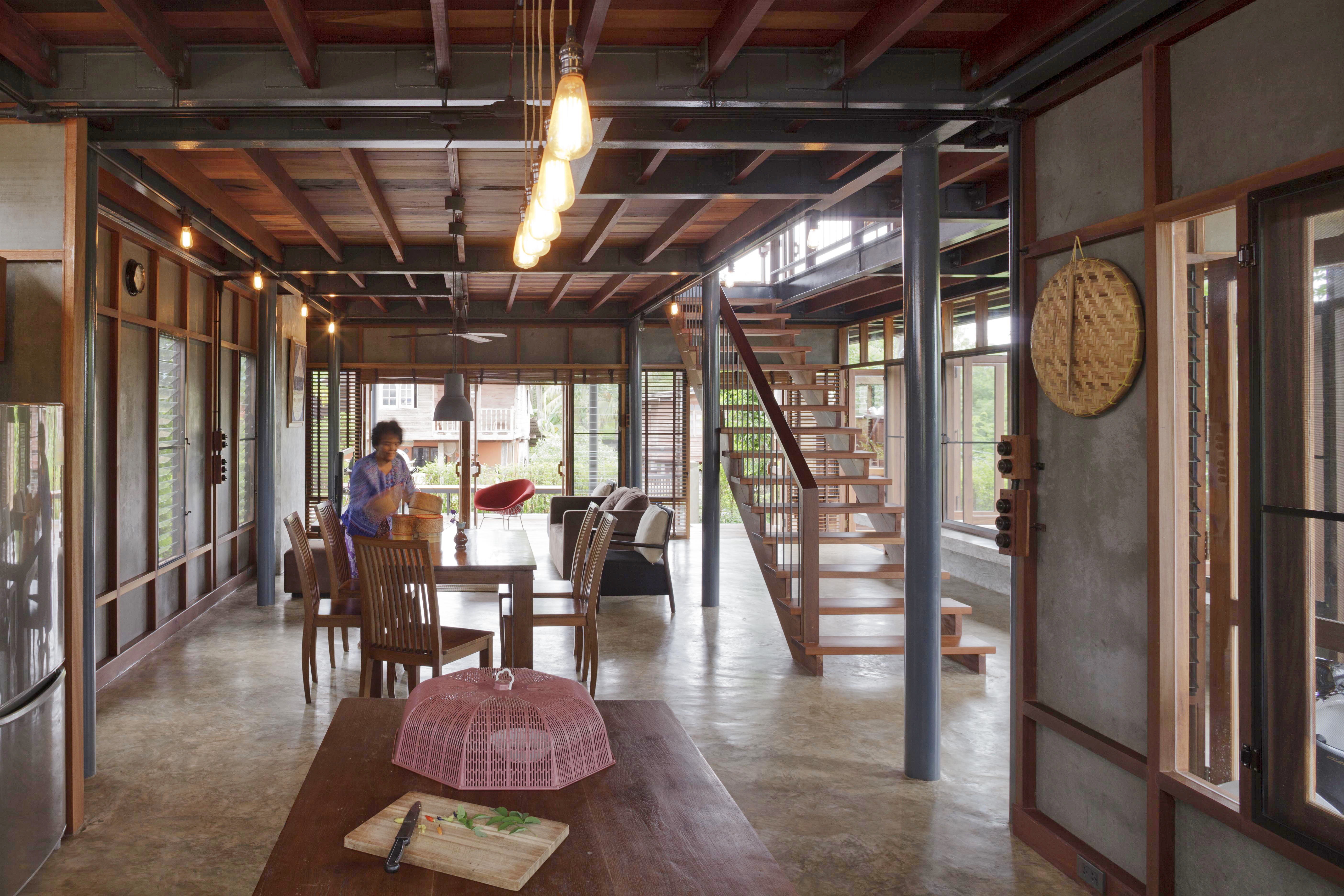 House Udonthani by Spacetime Architects