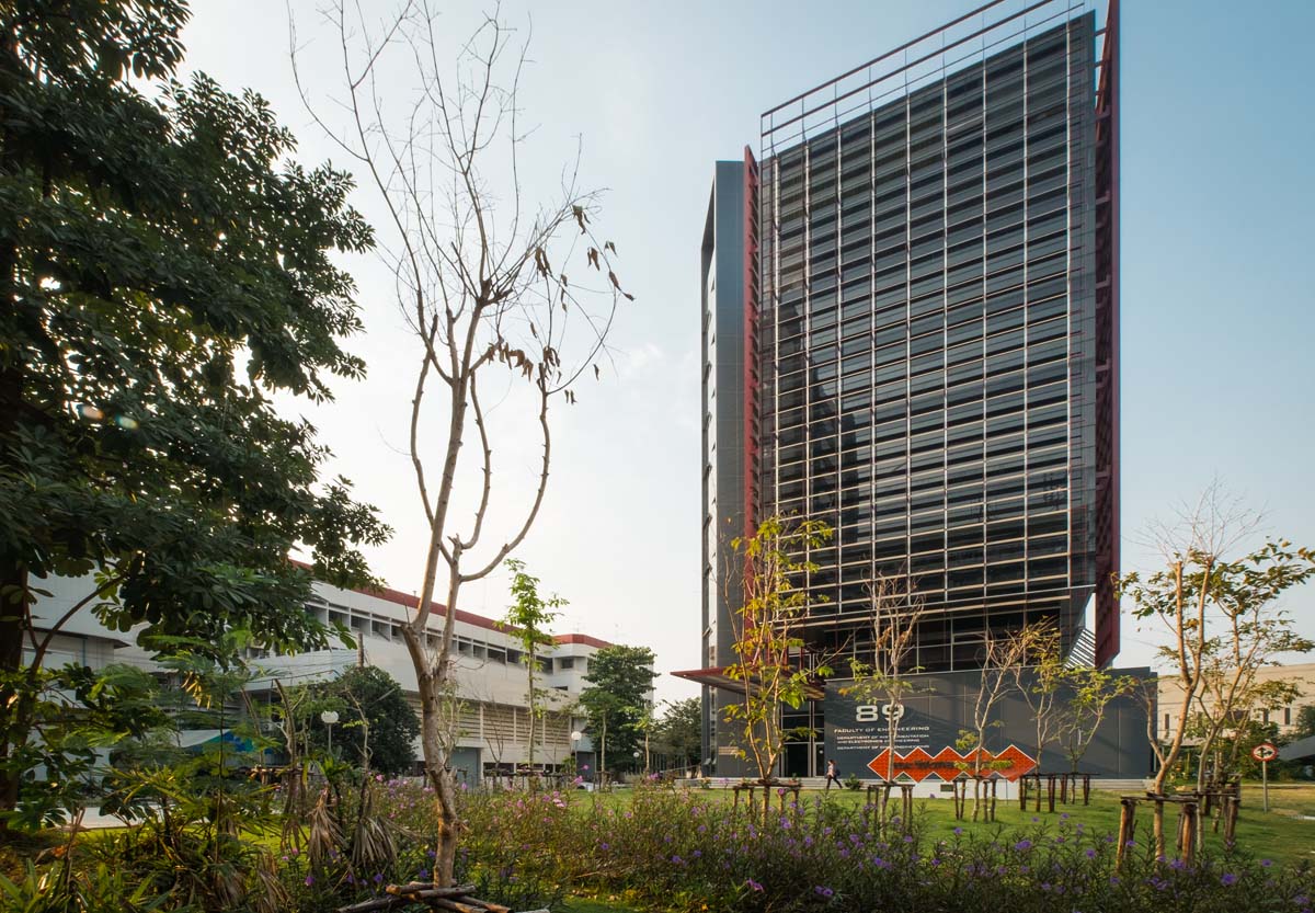 Civil Chemistry & Electrical Industry Engineering Lab, King Mongkut's University of Technology North Bangkok, Image © Geodesic Design