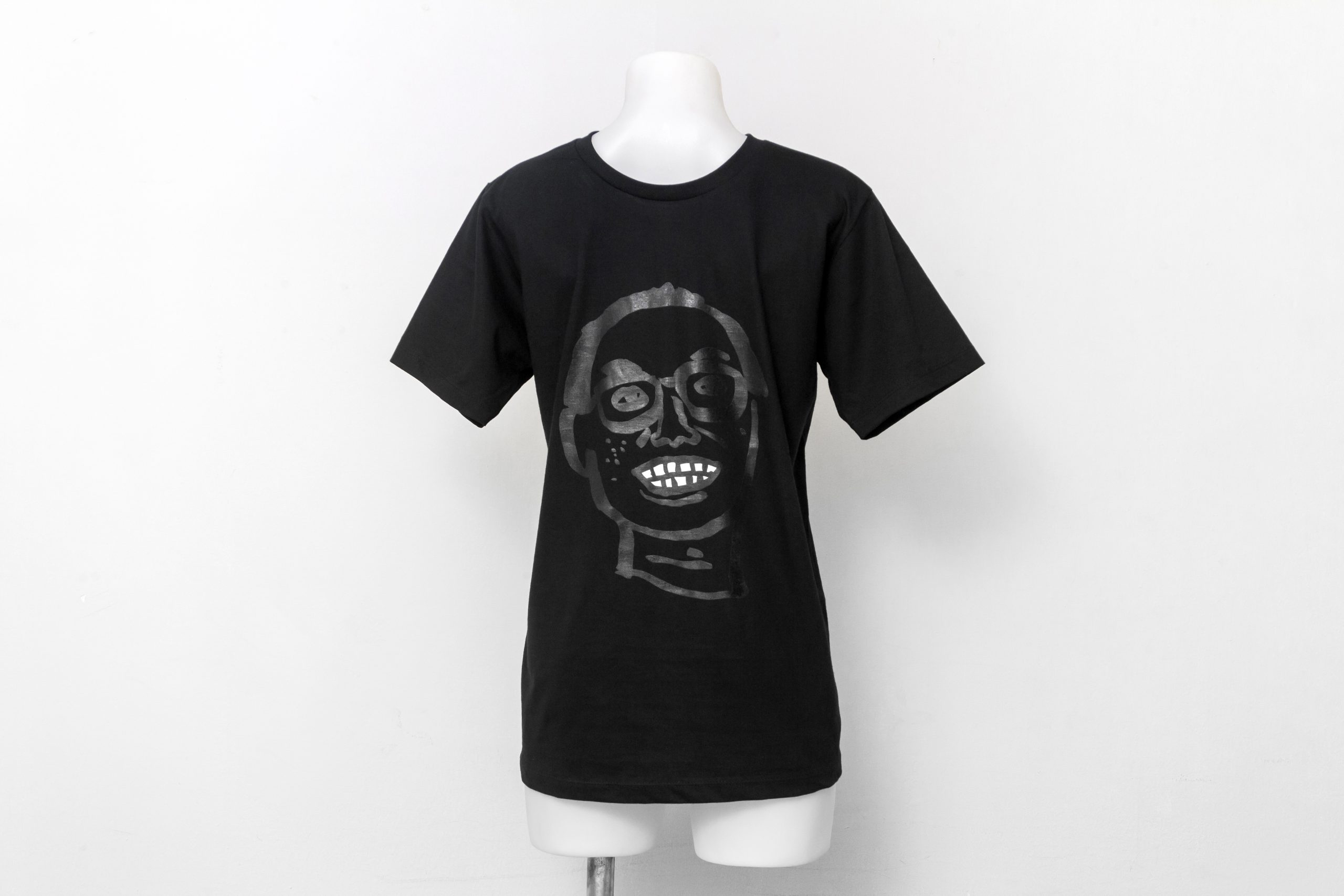 'HAPPINESS' T BY PIYAPONG BHUMICHITRA - Image 13