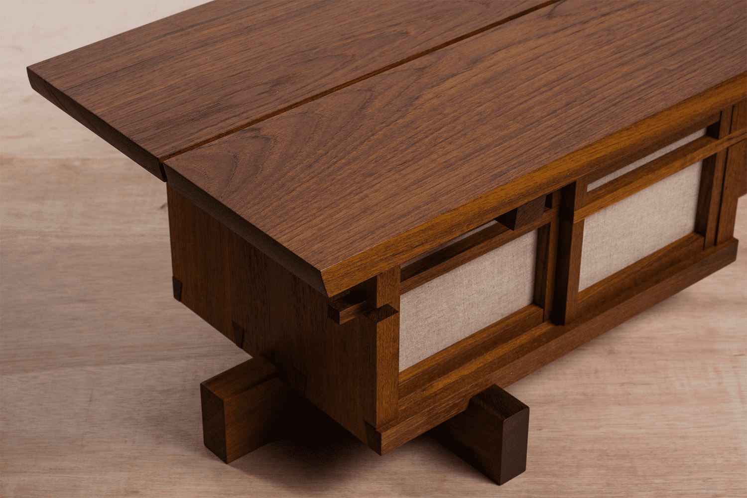 Coffee table by Nakornsang Studio