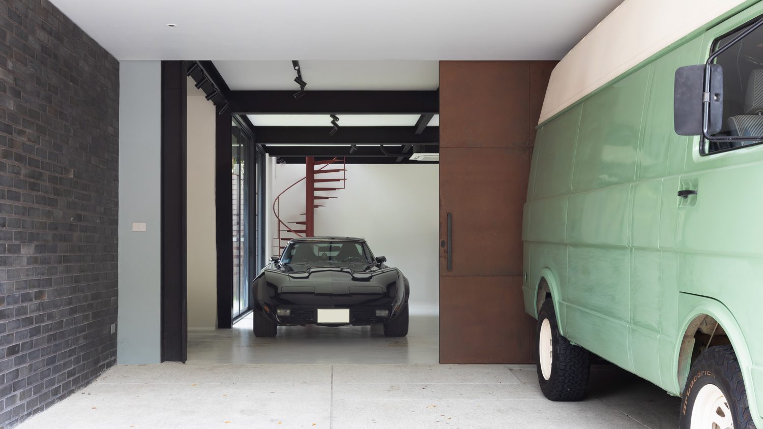 Garage and storage, NICH III by Alkhemist Architects