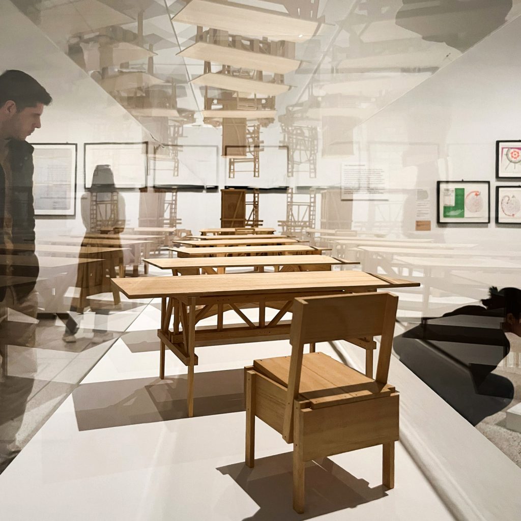 Enzo Mari at Design Museum: นิทรรศการแห่งอัครศิลปินด้านออกแบบ