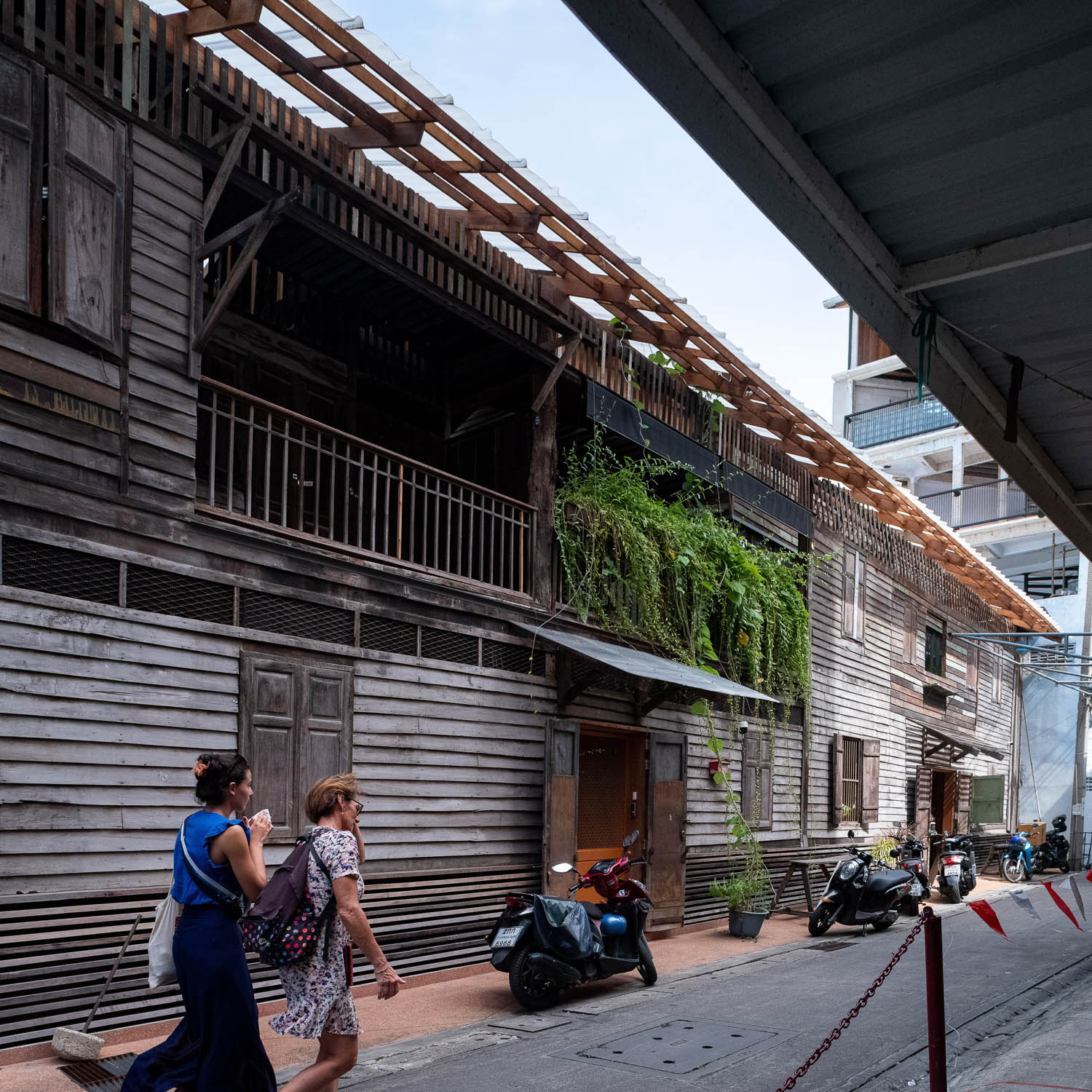 03KEY Vanich House_low res