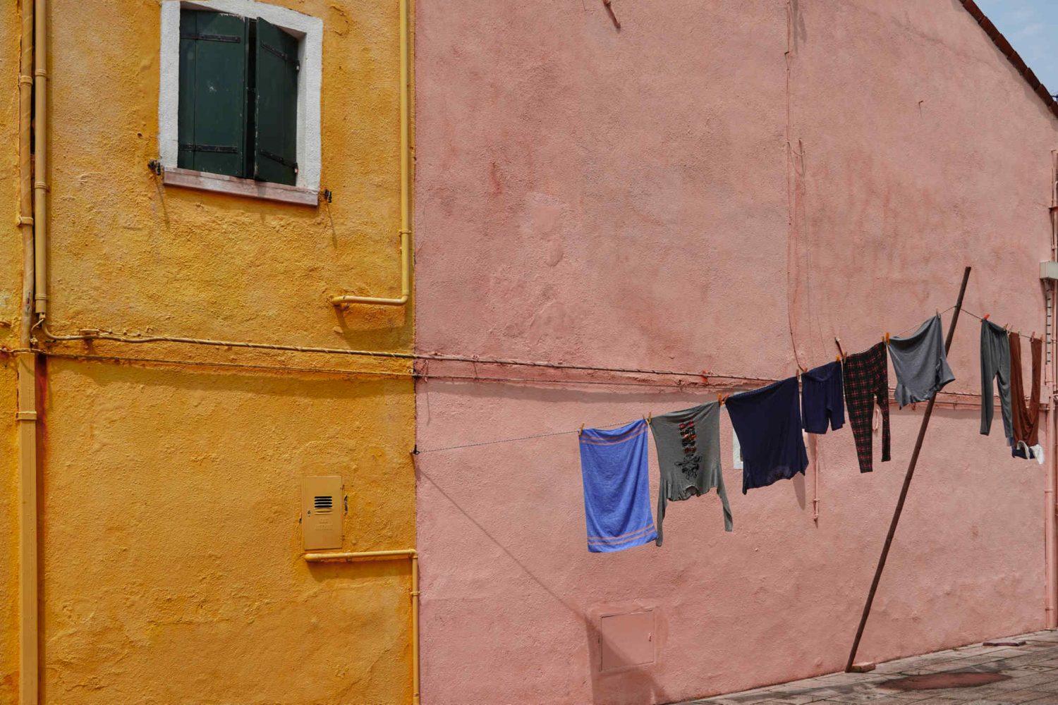 09_13735052-ad25-4b69-b7f8-df233ff719aa