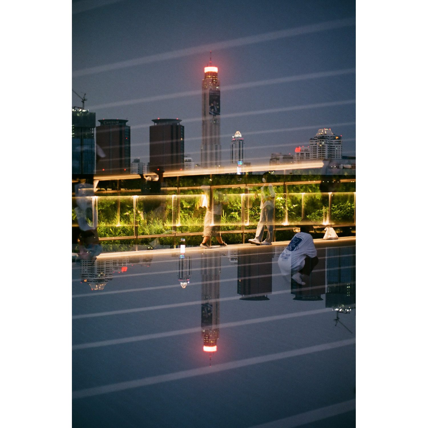 6_000039260003_low res