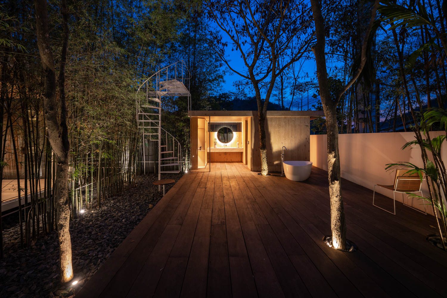 LANTERN HOUSE - อาคารซ่าวน่า Night_low res